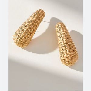 NWT anthropologiye the petra drop gold earrings